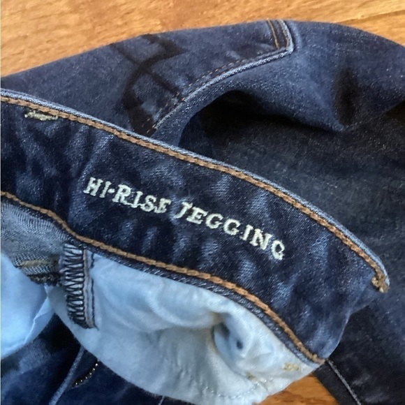 American Eagle Super Stretch High Rise Jegging Size 2-Short - Picture 6 of 7